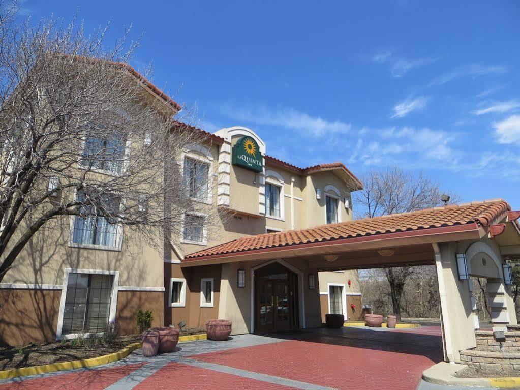 Chicago O'Hare Airport Hotel Elk Grove Village Exterior foto